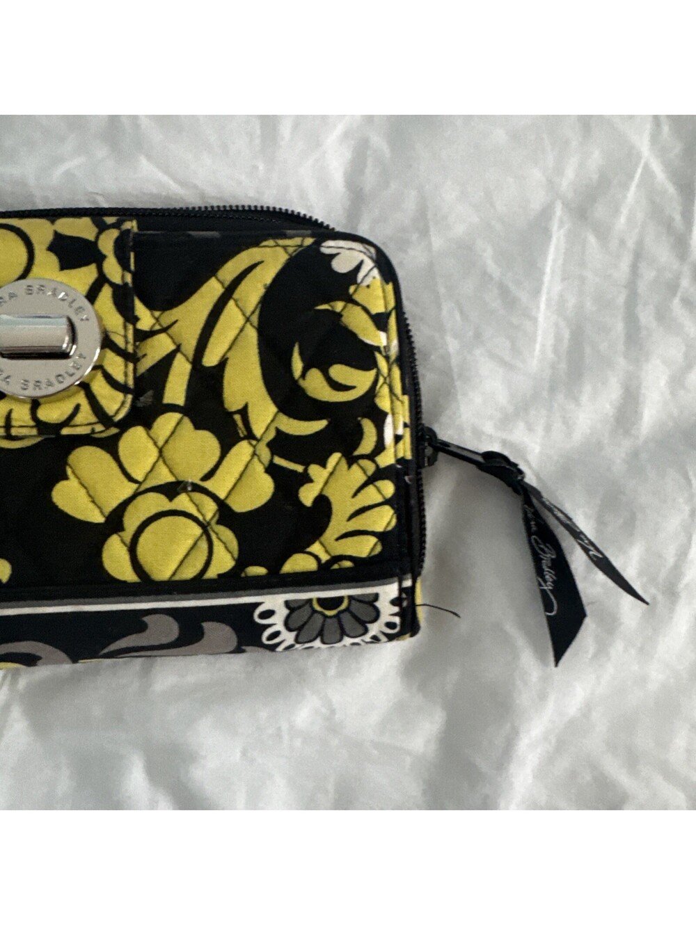 Vera Bradley Baroque Turnlock Wallet Organizer Black White Yellow Floral Retired - Picture 4 of 7